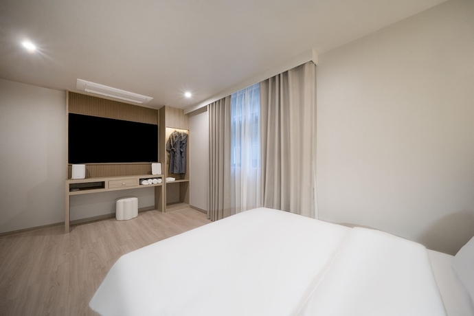 Imagen de la habitación del Hotel POVERTA STAY HOTEL. Foto 5