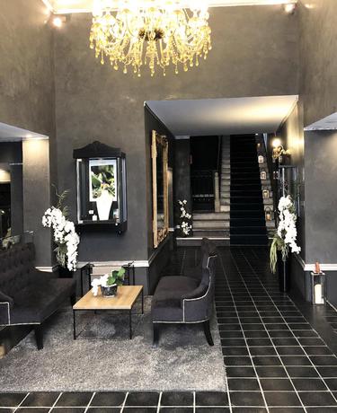 Imagen de los interiores del Hotel POZZO DI BORGO. Foto 18