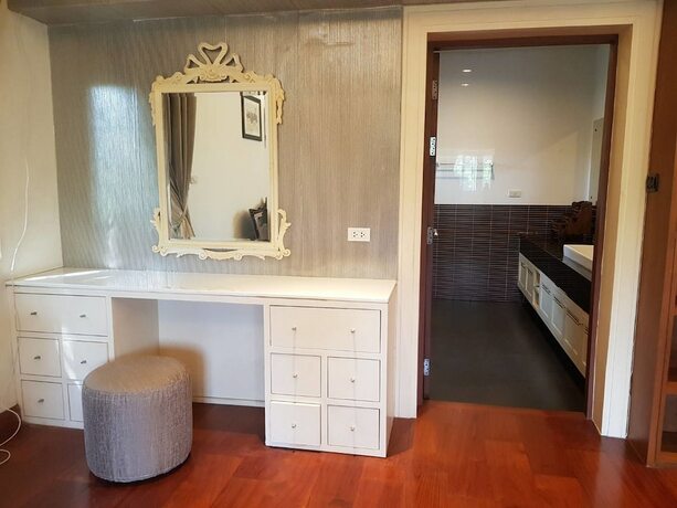 Imagen de la habitación del Hotel PP Villa Toscana. Foto 3