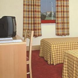 Imagen de la habitación del Hotel PRAMSOR. Foto 2