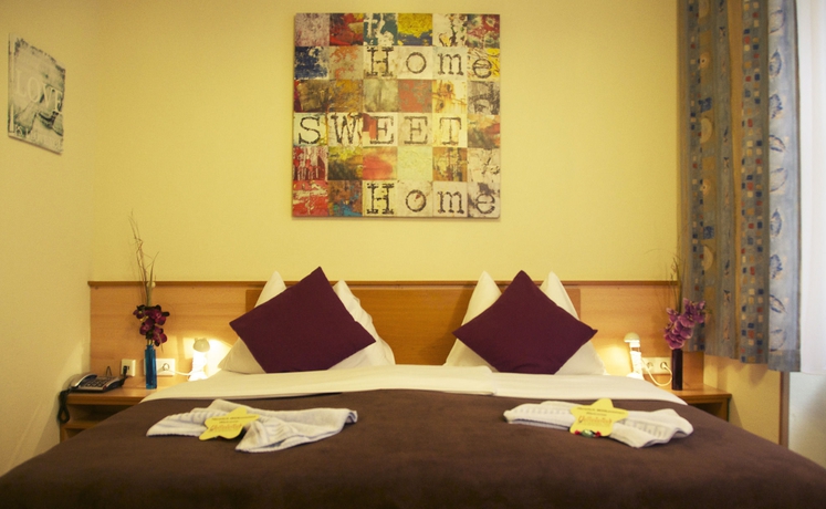 Imagen de la habitación del Hotel PRATERSTERN. Foto 8