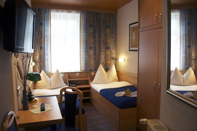 Imagen de la habitación del Hotel PRATERSTERN. Foto 9