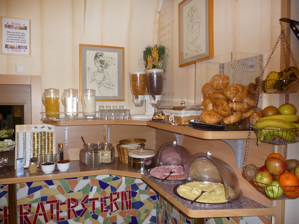 Imagen del bar/restaurante del Hotel PRATERSTERN. Foto 2