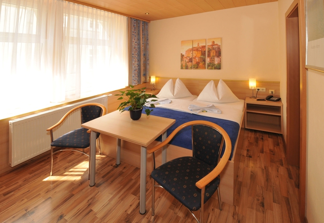 Imagen de la habitación del Hotel PRATERSTERN. Foto 11