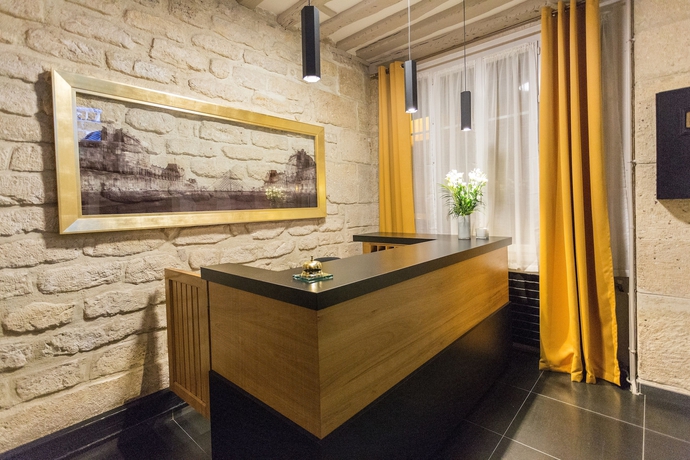 Imagen de los interiores del Hotel PRATIC. Foto 11