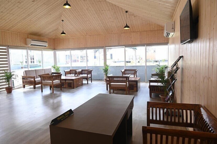 Imagen de los interiores del Hotel PRAVEG TENT CITY AYODHYA BRAHMAKUND. Foto 1