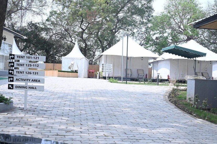 Imagen de los interiores del Hotel PRAVEG TENT CITY AYODHYA BRAHMAKUND. Foto 3