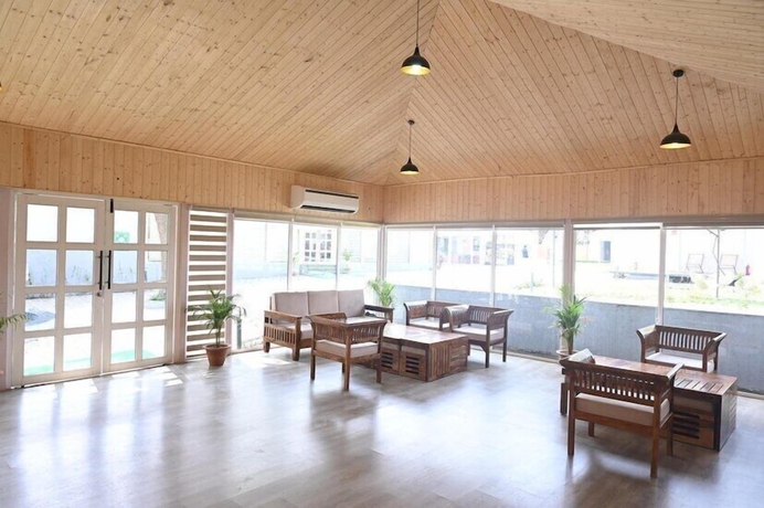 Imagen de los interiores del Hotel PRAVEG TENT CITY AYODHYA BRAHMAKUND. Foto 5