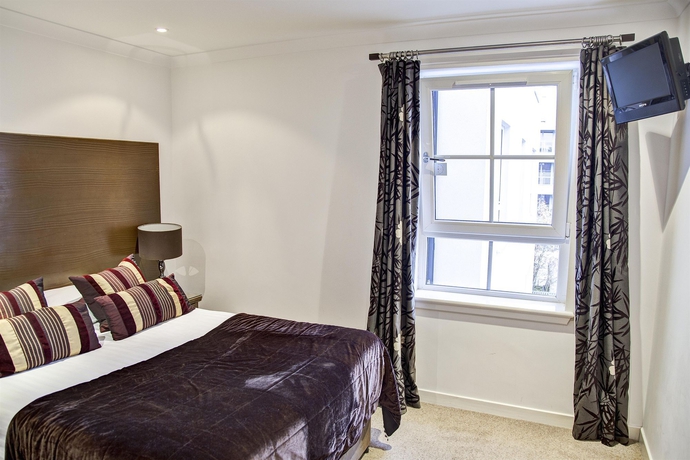 Imagen de la habitación del Hotel PREMIER SUITES Edinburgh Fountain Court. Foto 10