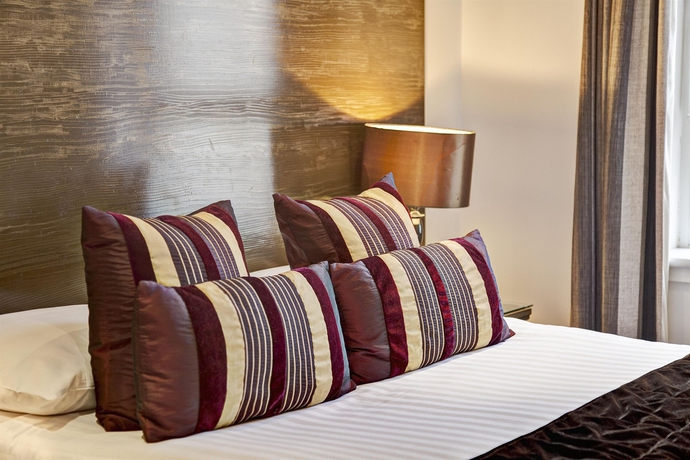 Imagen de la habitación del Hotel PREMIER SUITES Edinburgh Fountain Court. Foto 11