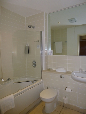 Imagen de la habitación del Hotel PREMIER SUITES Nottingham. Foto 16
