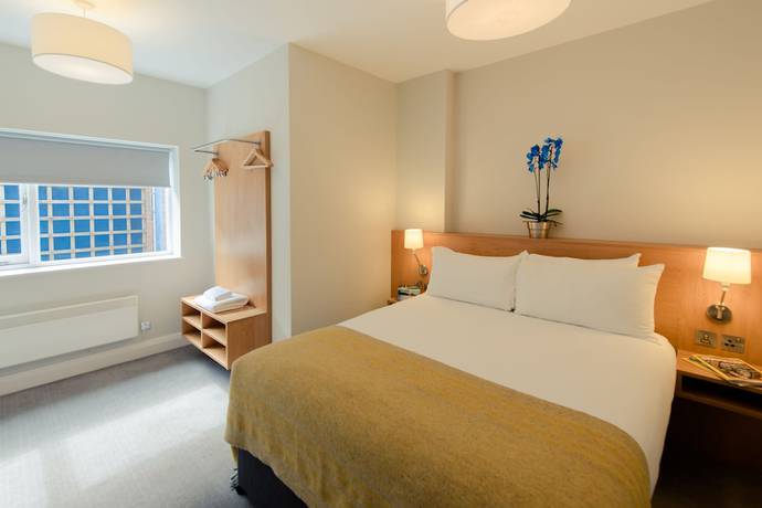Imagen de la habitación del Hotel PREMIER SUITES Reading. Foto 3