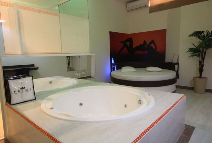 Imagen de la habitación del Hotel PRIME MOTEL. Foto 10