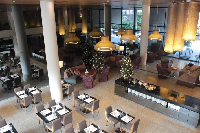 Imagen del bar/restaurante del Hotel PRIVATO QUEZON CITY. Foto 7