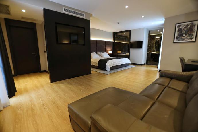 Imagen de la habitación del Hotel PRIVILEGE AND SPA. Foto 6