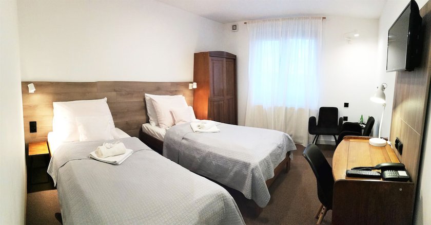 Imagen de la habitación del Hotel PROTEA. Foto 18