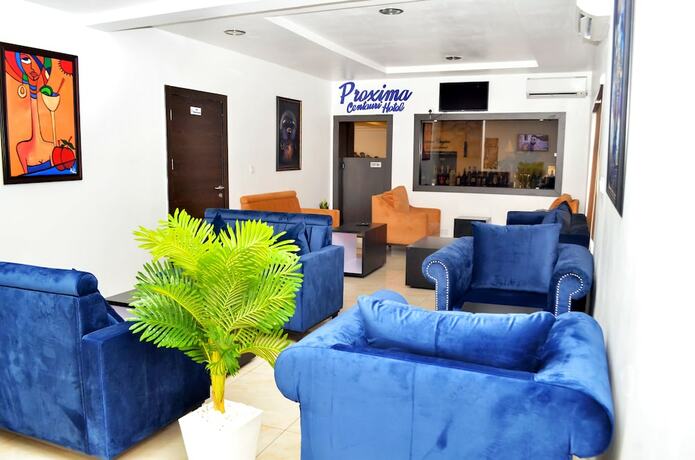 Imagen general del Hotel PROXIMA CENTAURI HOTEL. Foto 11