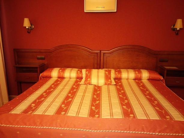 Imagen de la habitación del Hotel PUERTA DE JAVALAMBRE, Comarca G&uacute;dar - Javalambre. Foto 8