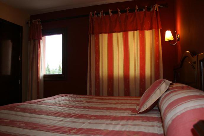 Imagen de la habitación del Hotel PUERTA DE JAVALAMBRE, Comarca G&uacute;dar - Javalambre. Foto 10