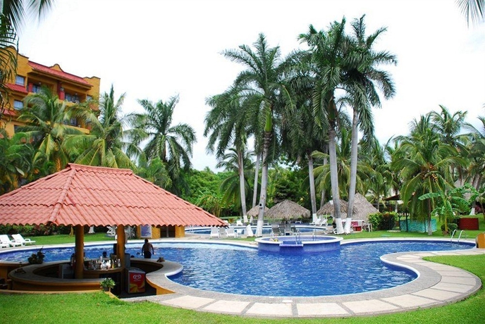 Imagen general del Hotel PUERTA DEL MAR IXTAPA. Foto 10