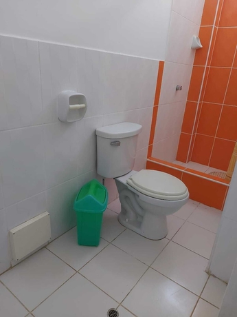 Imagen de la habitación del Hotel PUERTO PIZARRO INN. Foto 16