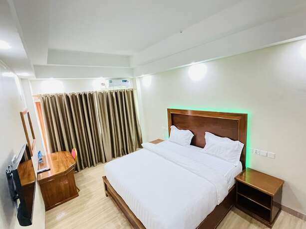 Imagen de la habitación del Hotel PULICKAL HEIGHTS HOTEL. Foto 18