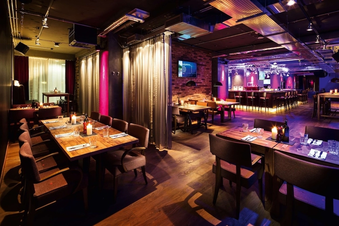 Imagen de los interiores del Hotel PULSE8. Foto 18