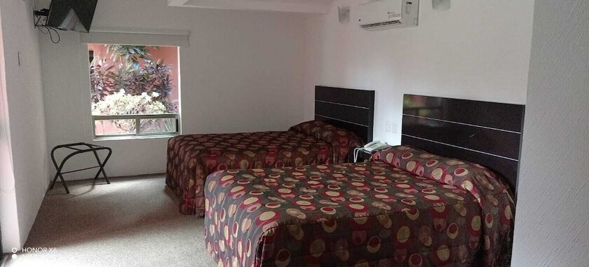 Imagen general del Hotel PUNTA GALERIA. Foto 9