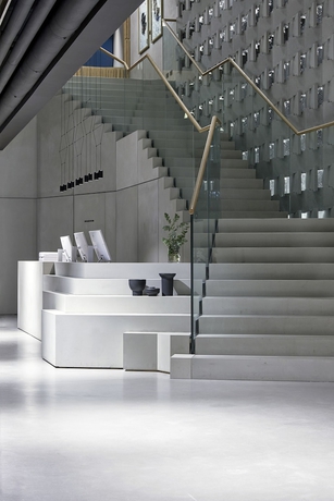 Imagen de los interiores del Hotel PURO Łódź Centrum. Foto 17