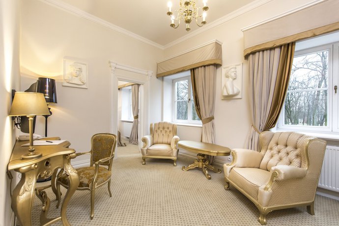 Imagen de la habitación del Hotel Pałac Alexandrinum. Foto 13