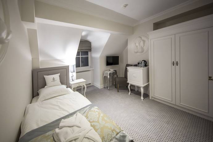 Imagen de la habitación del Hotel Pałac Alexandrinum. Foto 15