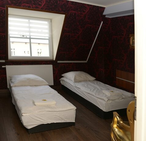 Imagen de la habitación del Hotel Pałac Dąbrowa G&oacute;rnicza. Foto 12