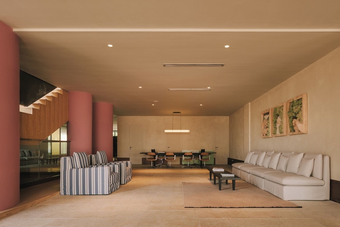 Imagen de los interiores del Hotel Pabell&oacute;n, Kvareli. Foto 15