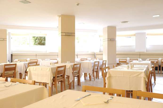 Imagen del bar/restaurante del Hotel Pabisa Sofia. Foto 3