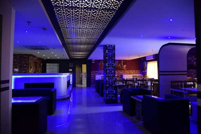 Imagen del bar/restaurante del Hotel Pabitra Royal Regency, Bhubaneswar. Foto 16