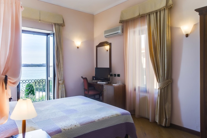 Imagen de la habitación del Hotel Pace. Foto 14