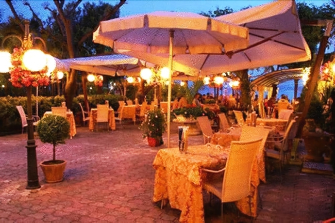 Imagen del bar/restaurante del Hotel Pace, Sirmione. Foto 5