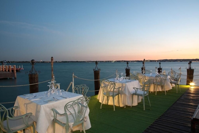 Imagen del bar/restaurante del Hotel Pace, Sirmione. Foto 6