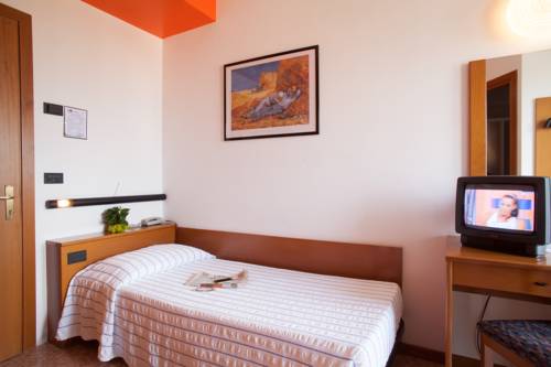 Imagen de la habitación del Hotel Pace, Torri Del Benaco. Foto 9