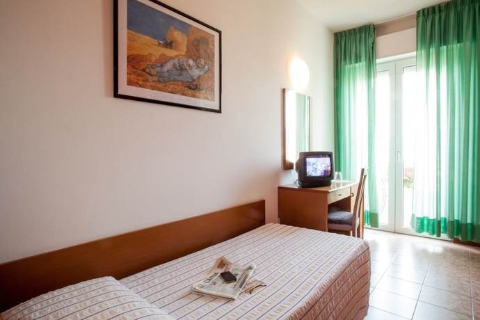 Imagen de la habitación del Hotel Pace, Torri Del Benaco. Foto 8