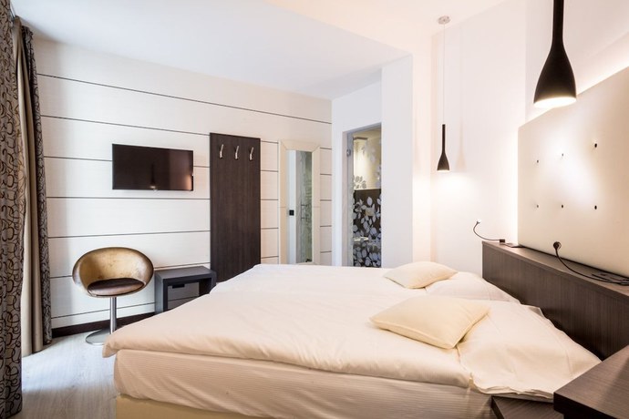 Imagen de la habitación del Hotel Pace, Torri Del Benaco. Foto 15