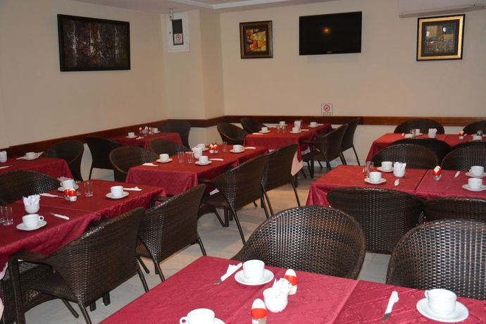 Imagen del bar/restaurante del Hotel Pacha, SFAX. Foto 4