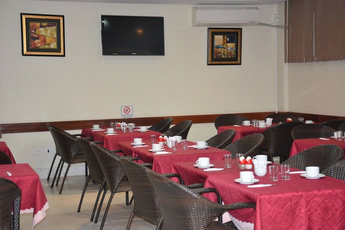 Imagen del bar/restaurante del Hotel Pacha, SFAX. Foto 5