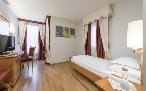 Imagen de la habitación del Hotel Pacher. Foto 2