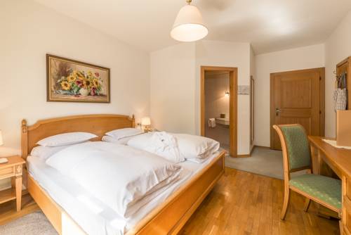 Imagen de la habitación del Hotel Pacher. Foto 9