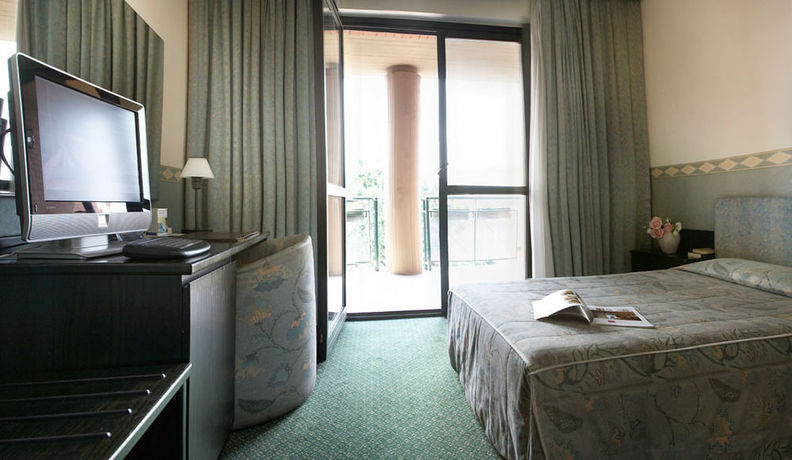 Imagen de la habitación del Hotel Pacific Airport. Foto 3