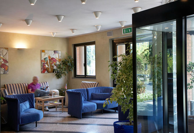 Imagen de los interiores del Hotel Pacific Airport. Foto 5