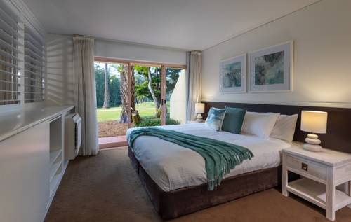 Imagen de la habitación del Hotel Pacific Bay Resort. Foto 3