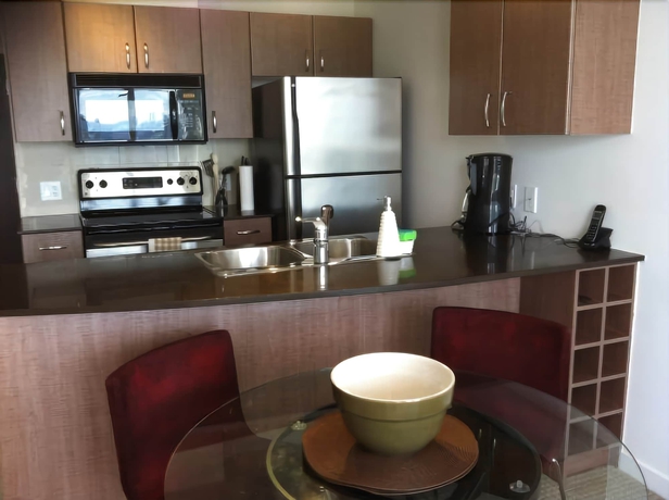 Imagen de la habitación del Hotel Pacific Centre Suites. Foto 2