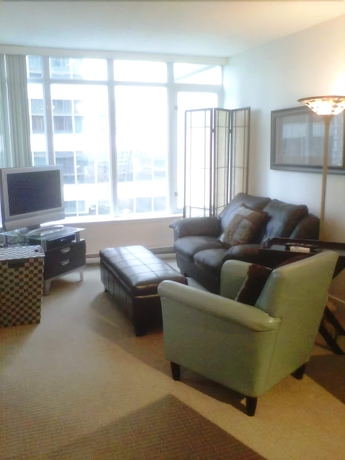 Imagen de la habitación del Hotel Pacific Centre Suites. Foto 13